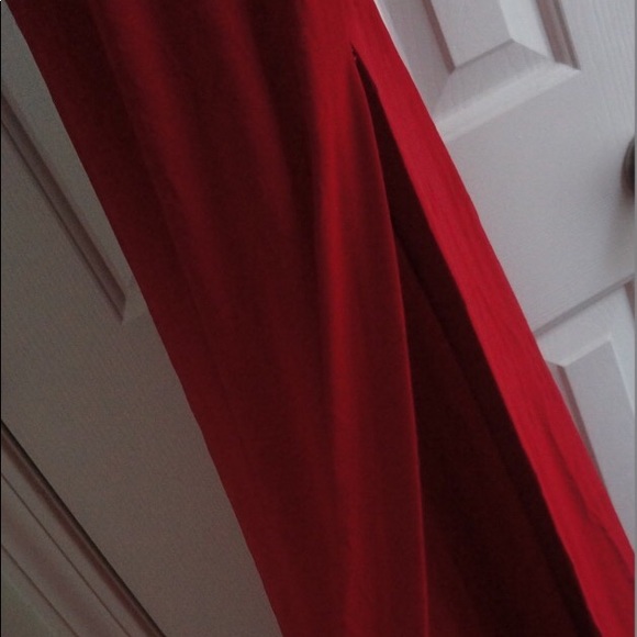 Red Formal Dress (Prom,Pageant,Ball,Homecoming) - Picture 4 of 7